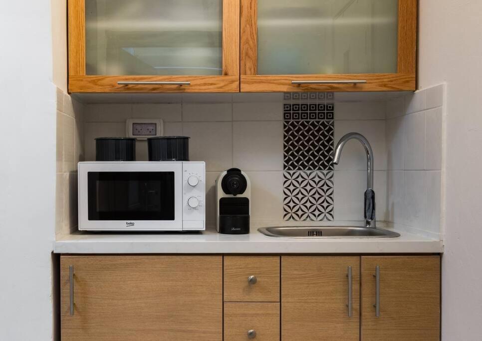 Ovadia Somech #1 Apartment Jerusalem Exterior photo